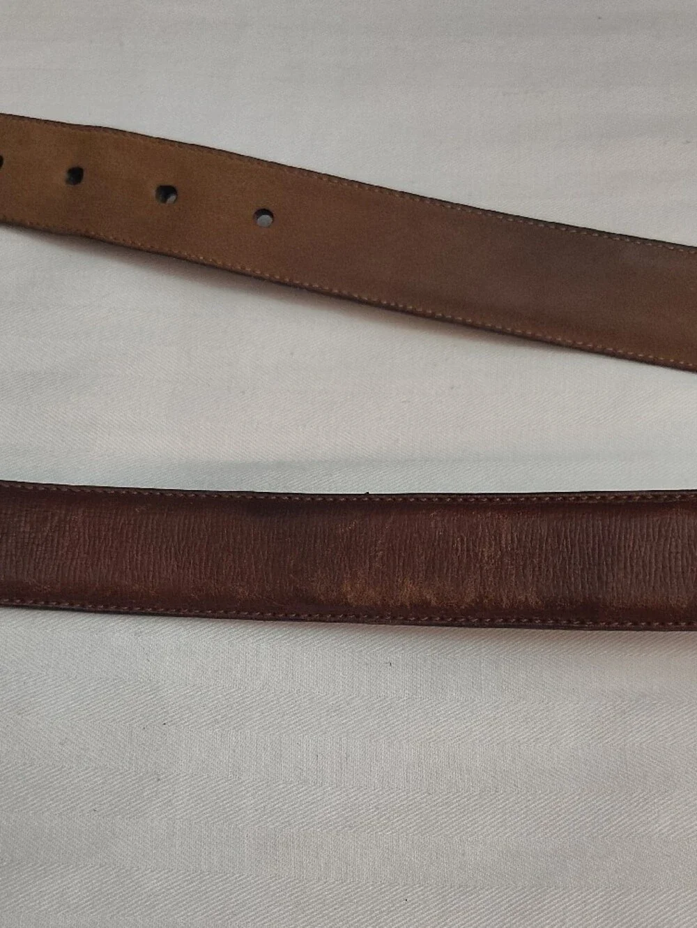 Tommy Hilfiger Brown Leather Men’s Belt with Flag Accent